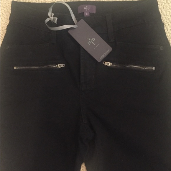 NWT NYDJ Black Super Skinny jeans. Size 2 - Picture 2 of 5